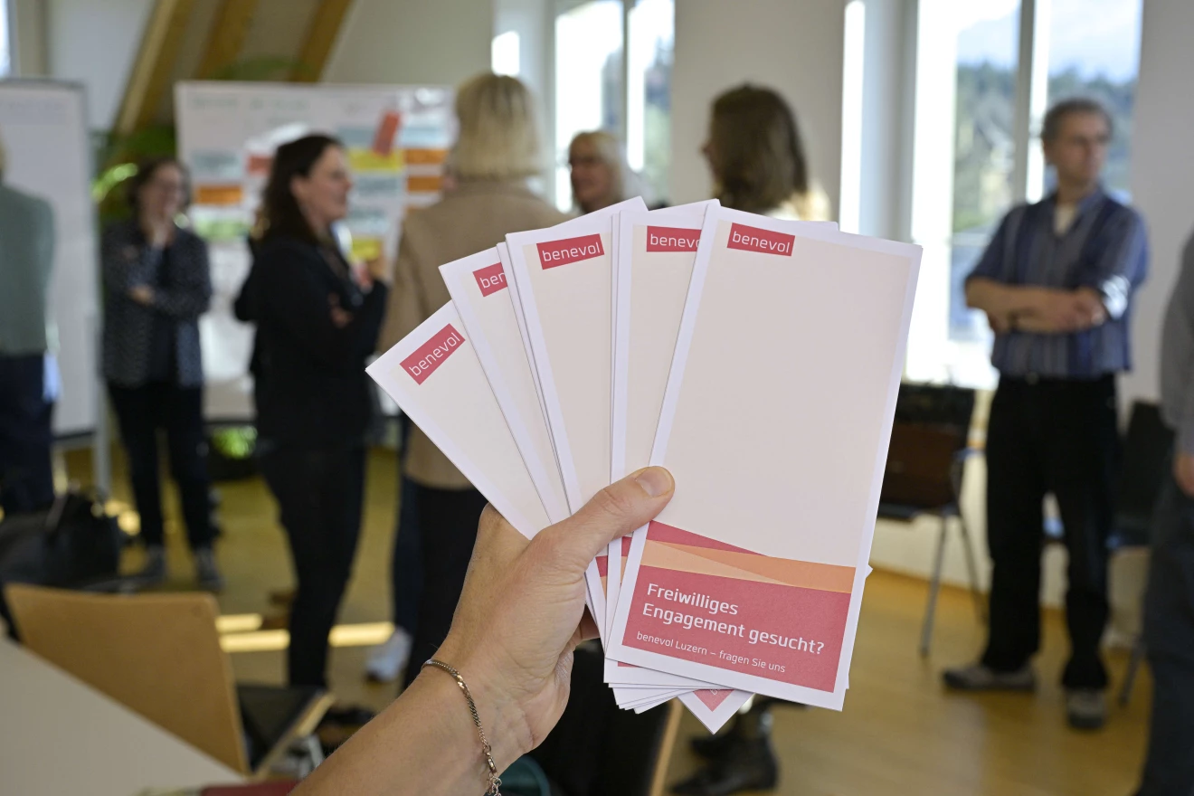 Infoblätter und Merkblätter zu Freiwilligenarbeit